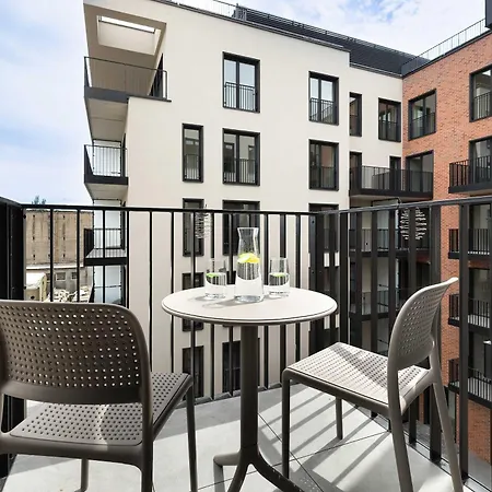 Apartmán Stylowy Z Klimatyzacja I Balkonem Blisko Starego Miasta By Renters *